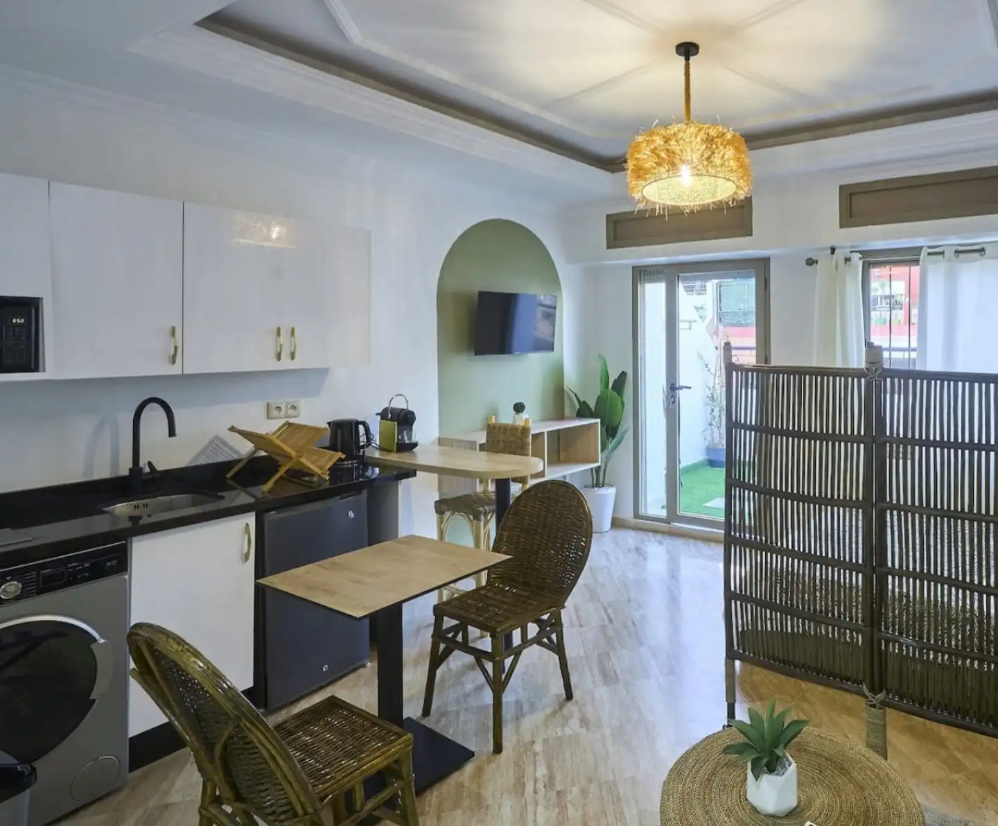 Aménagement Airbnb · Studio 01 — Airbnb à Casablanca, réalisation Interstyle Design